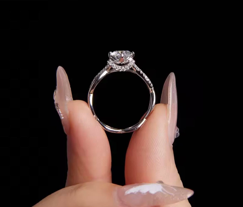 1ct Moissanite Ring in 925 Sterling Silver