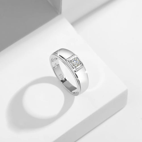 0.3ct D–F Colour Moissanite Ring in 925 Sterling Silver