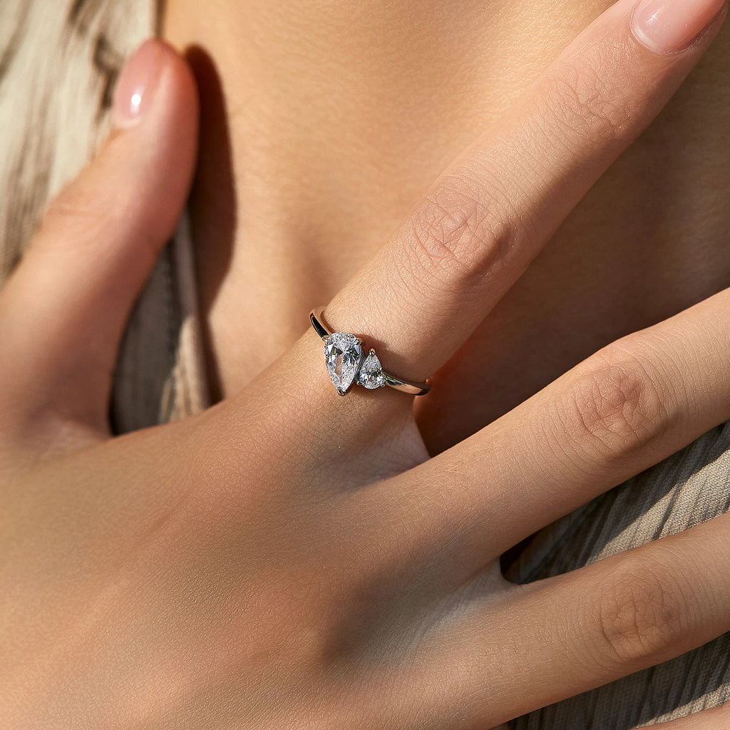 Sparkling Water drop Ring.