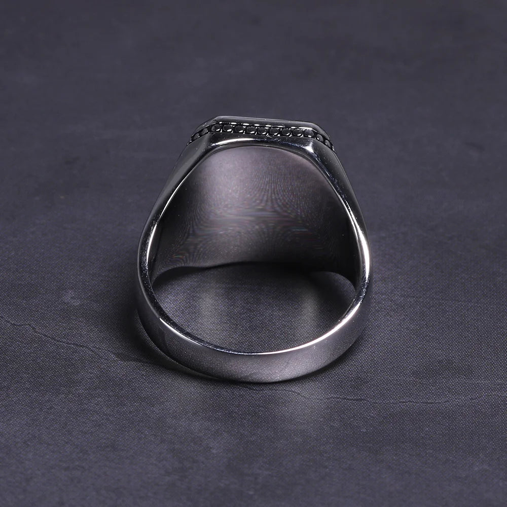 Simple Men ring