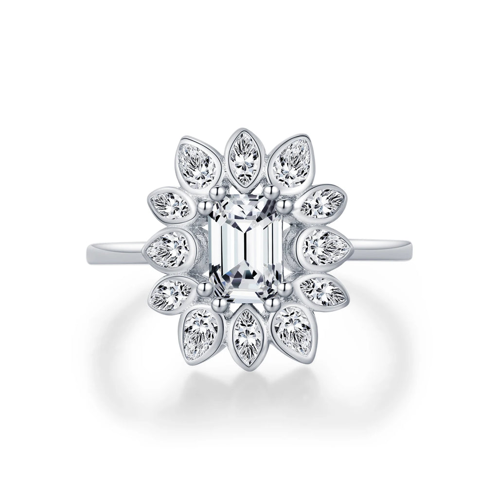Luxury Flower Cocktail Ring.
