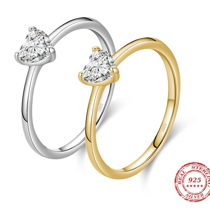 Sparkling Finger Ring.