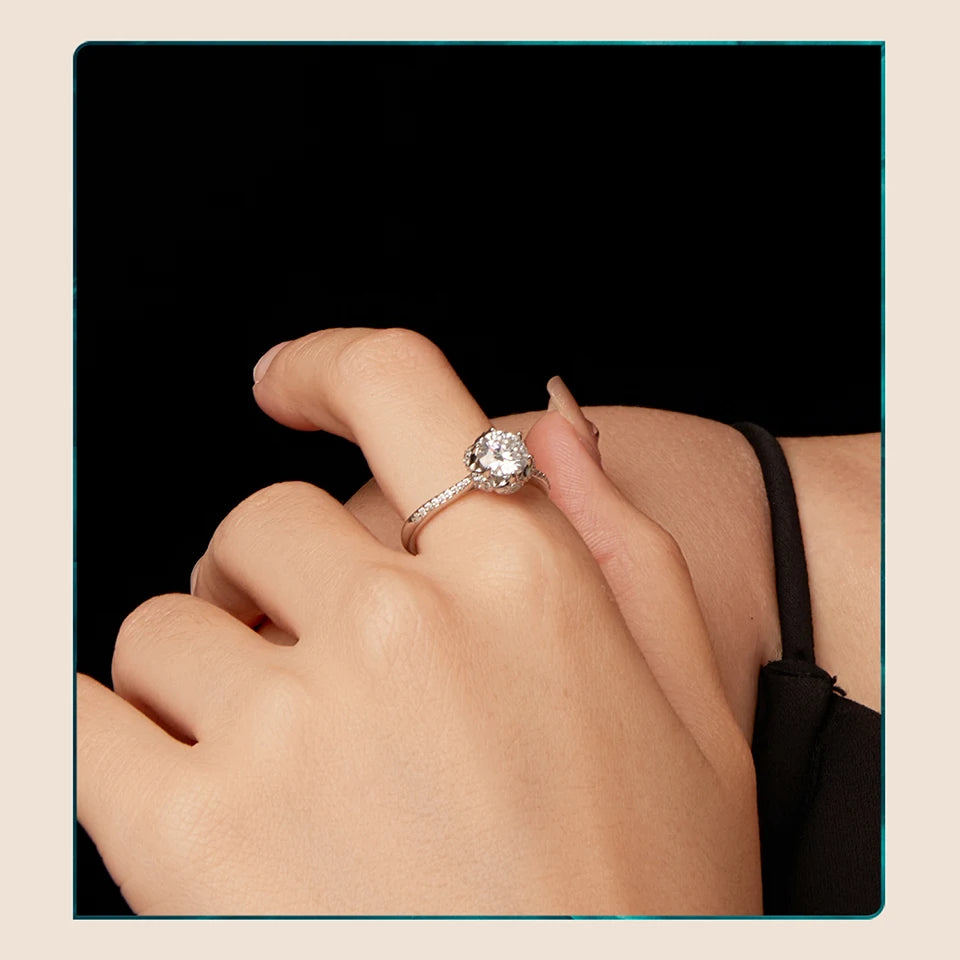 1CT Moissanite Flower Bud Ring.
