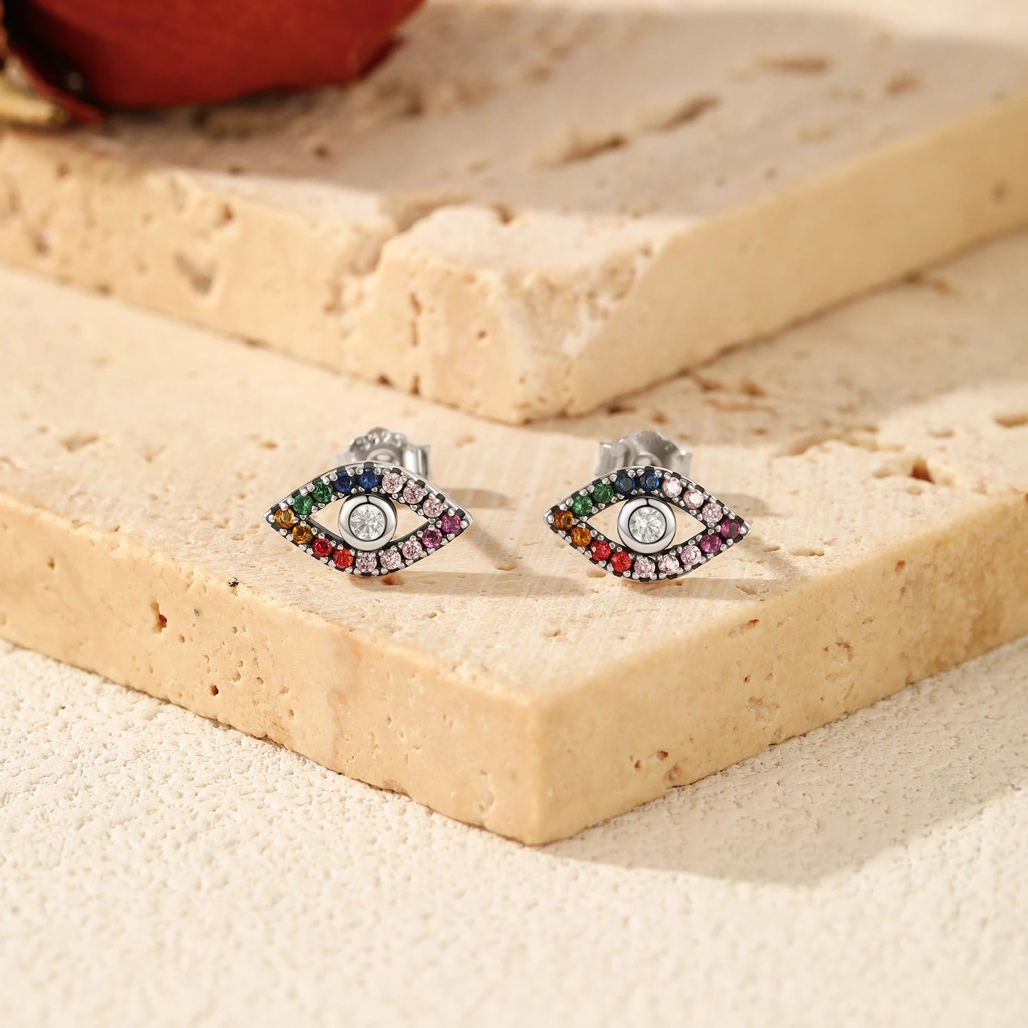 Delicate Eyes Ear Studs.