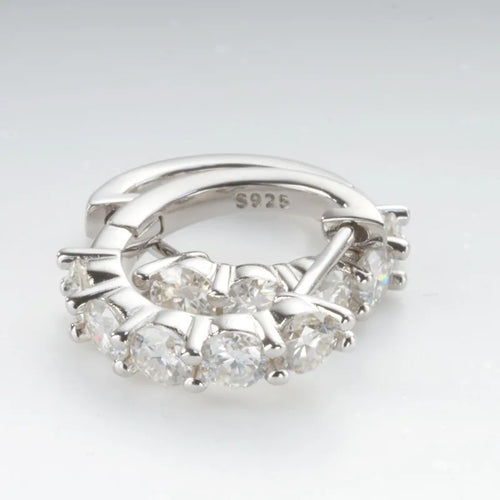 1ct or 2ct Round-Cut Moissanite Earrings in 925 Sterling Silver