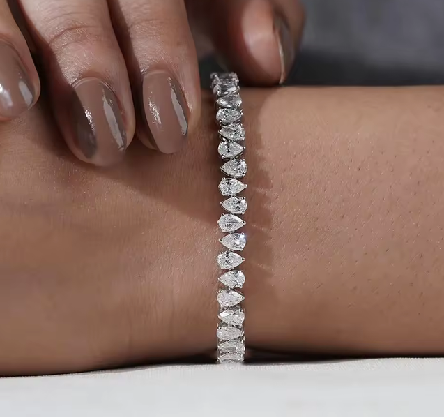 Pear Cut Moissanite Bracelets