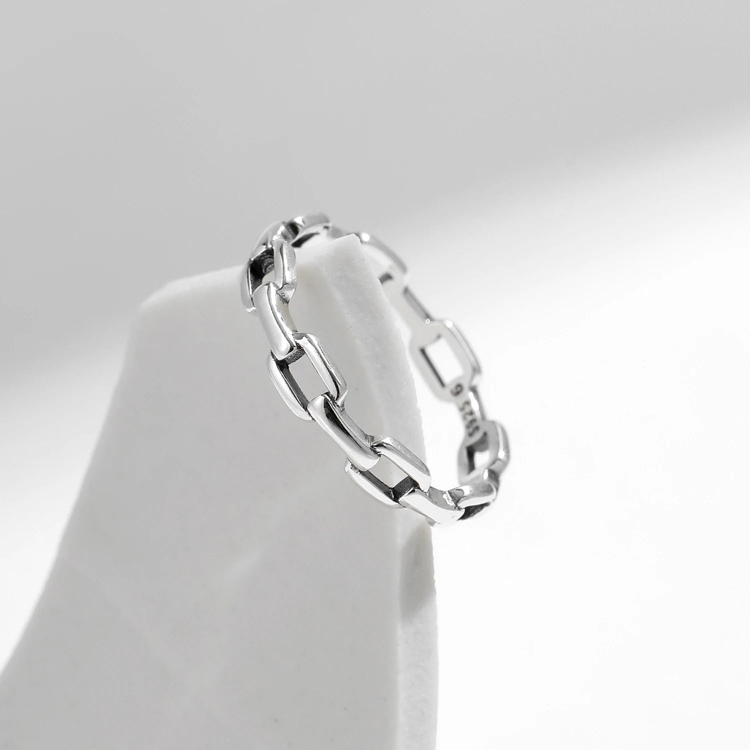 Retro Lock Eternity Bands Rings